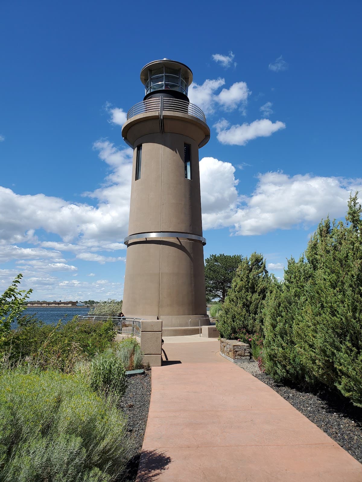 Clover Island Lighthouse - Image 1