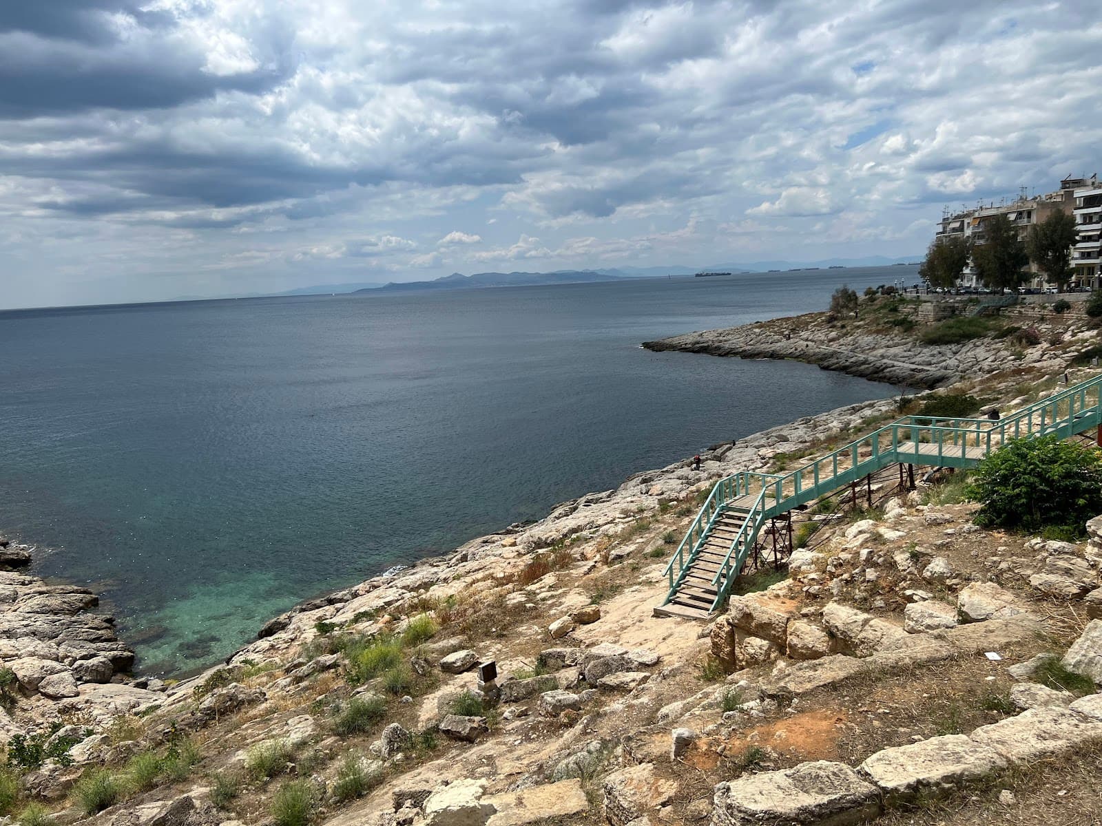 Piraiki Promenade Akti Themistokleous - Image 1