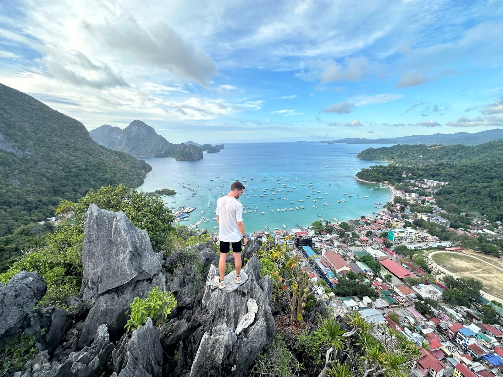 Taraw Cliff Canopy Walk El Nido - Image 1