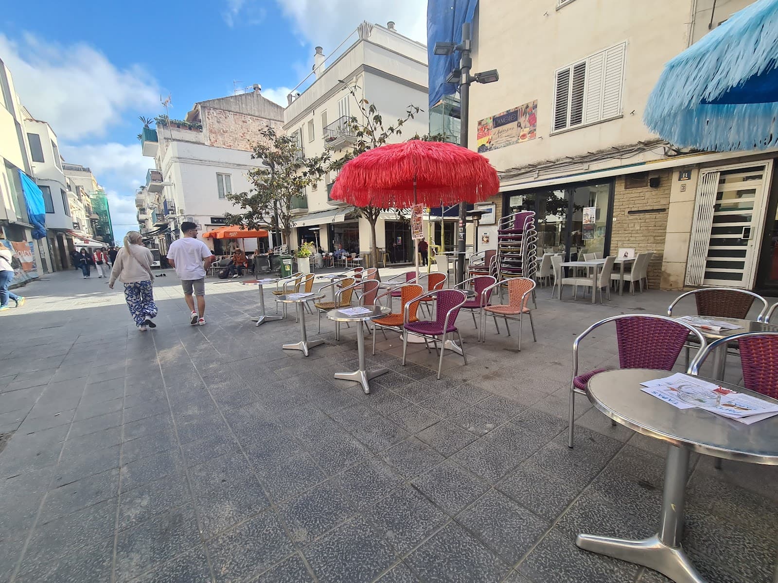 Carrer del Pecat Primer de Maig - Image 1