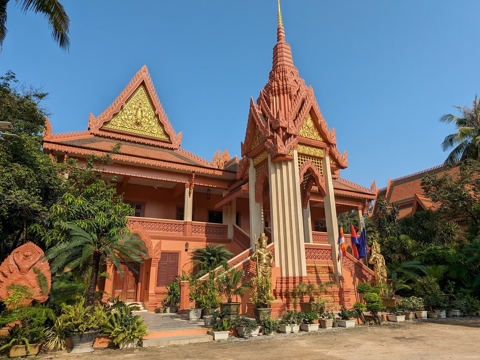 Wat Bo Pagoda - Image 1