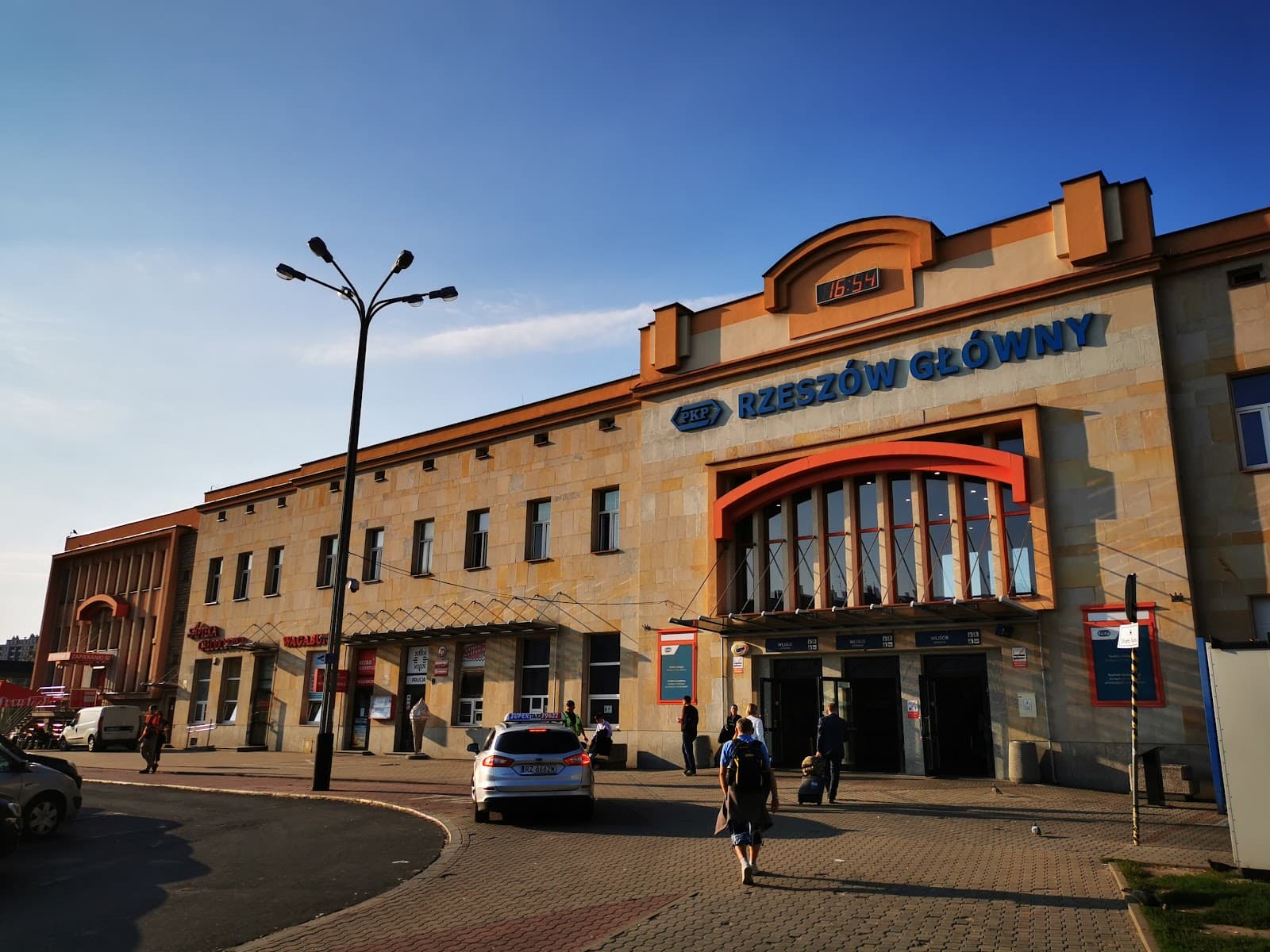 Rzeszow Main Railway Station - Image 1