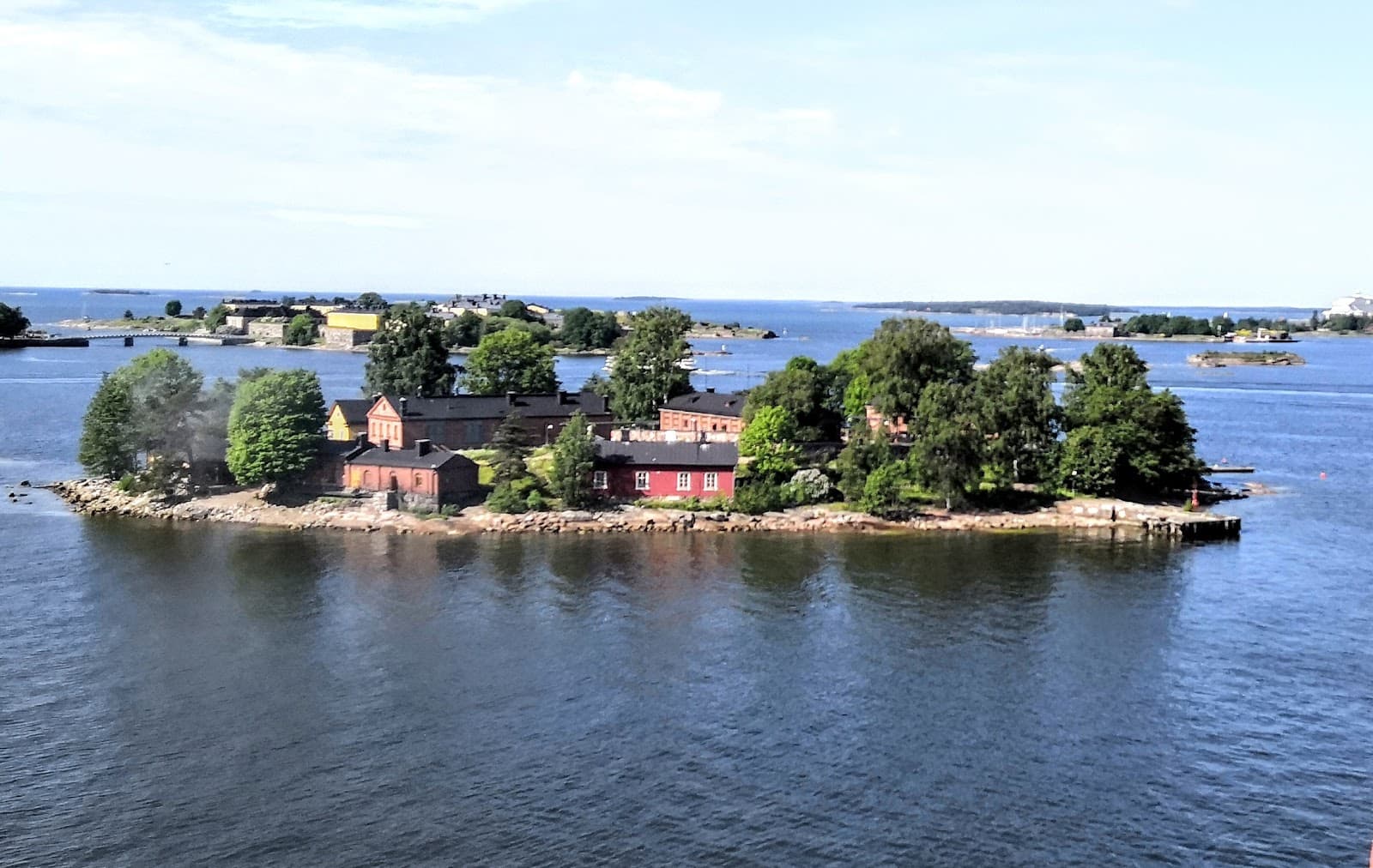 Lonna Island - Image 1