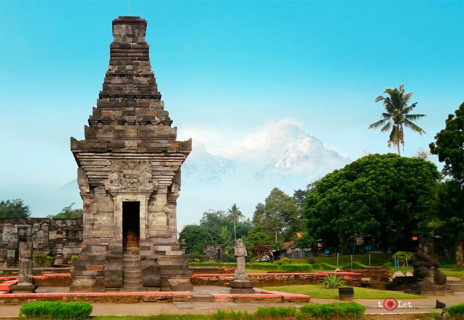 Penataran Temple - Image 1
