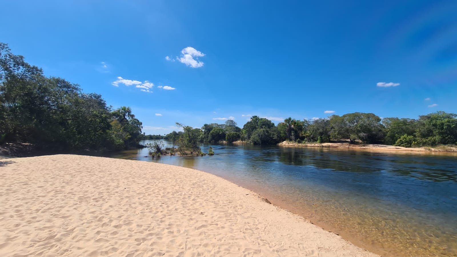 Prainha do Rio Novo - Image 1