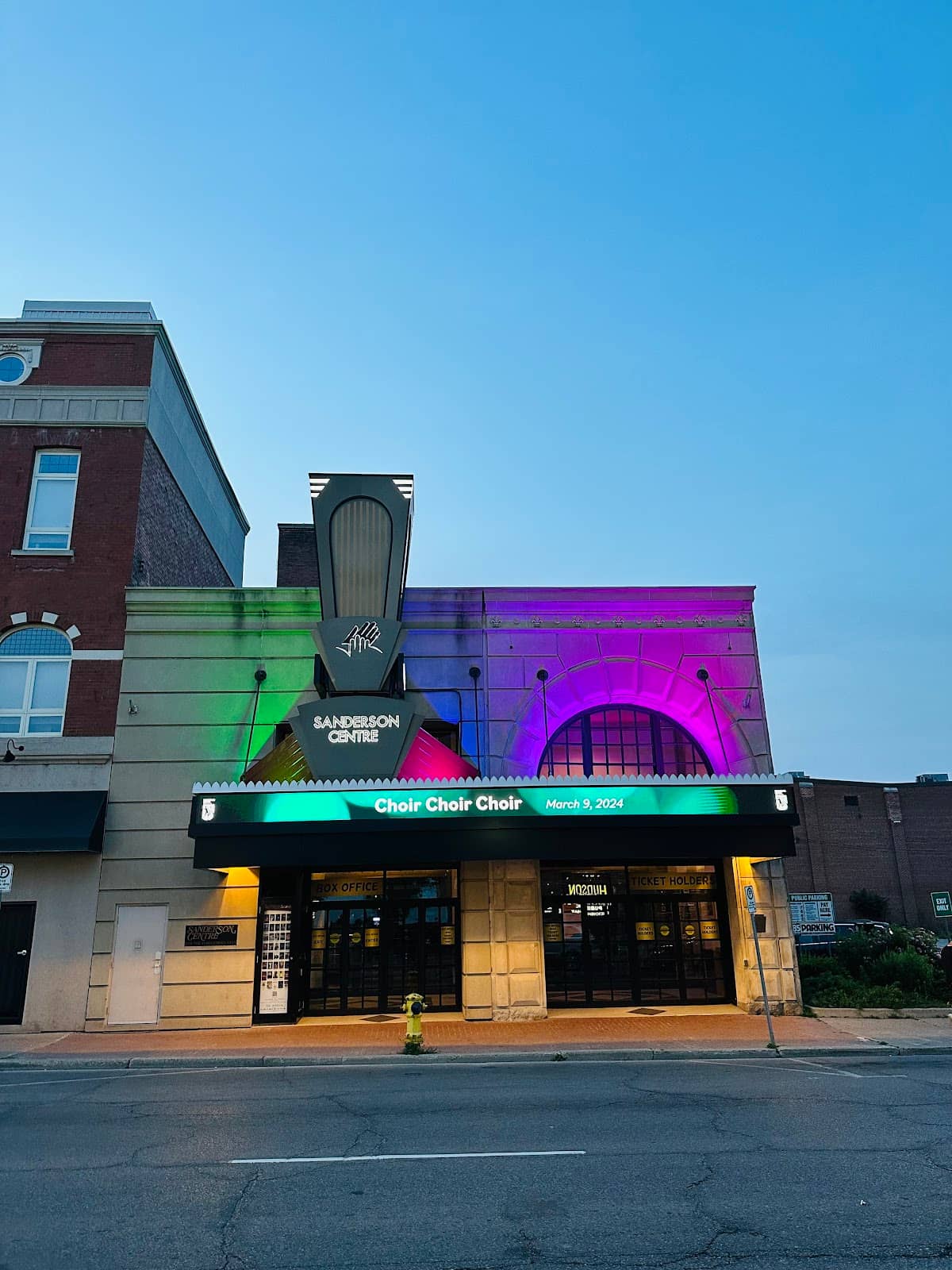 Diverse Live Performances