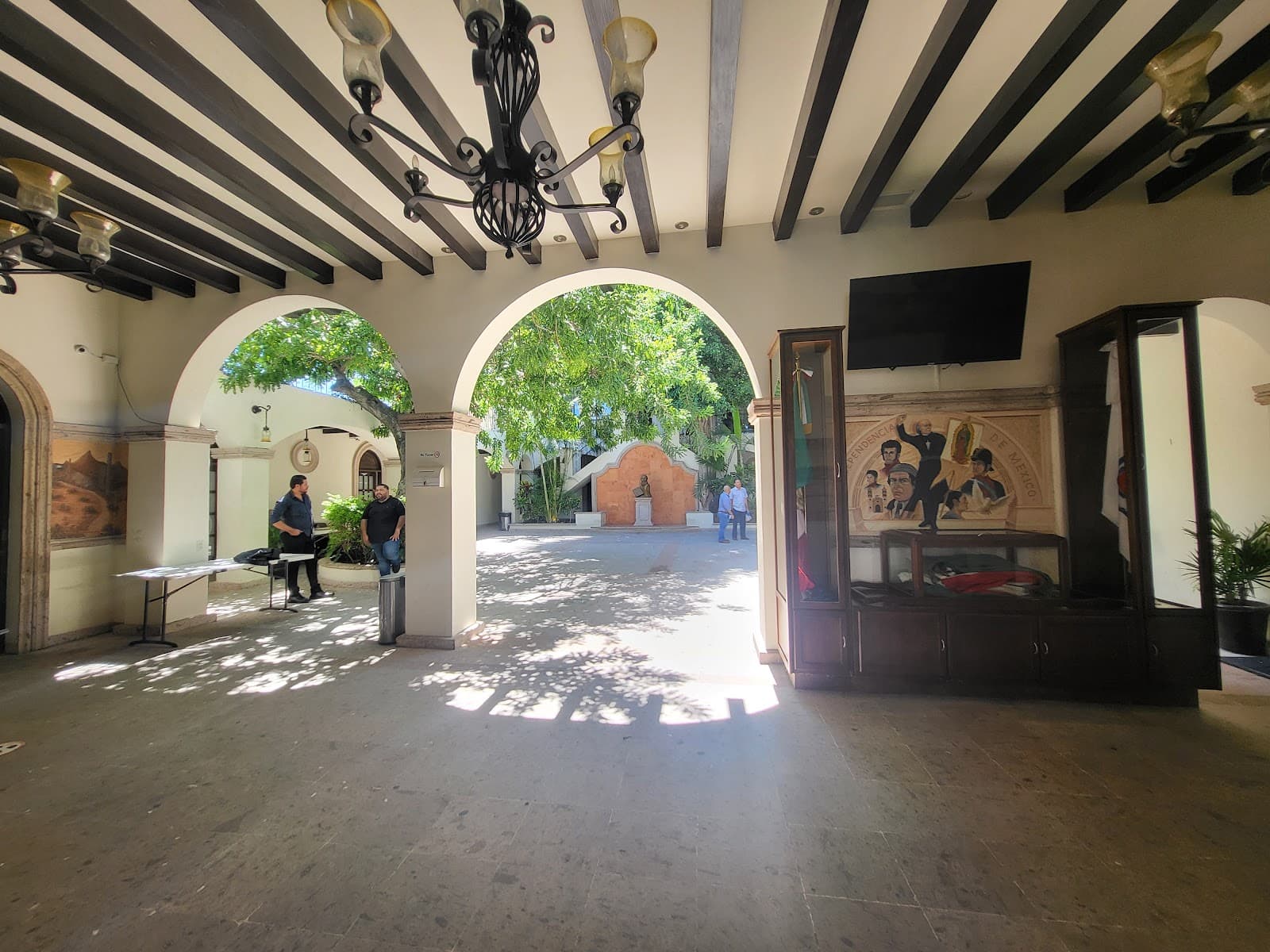 San José del Cabo City Hall - Image 1
