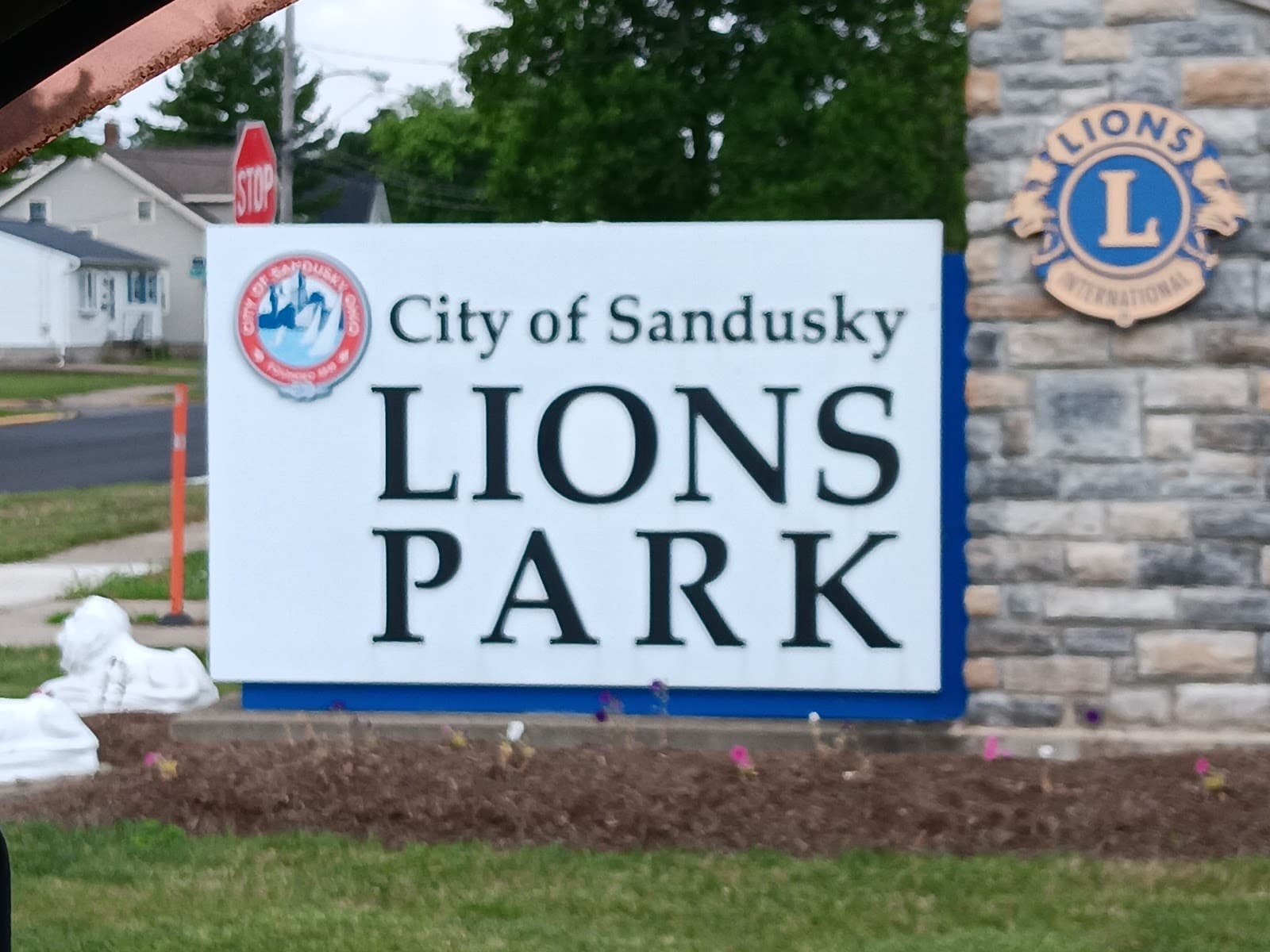 Lions Park - Image 1