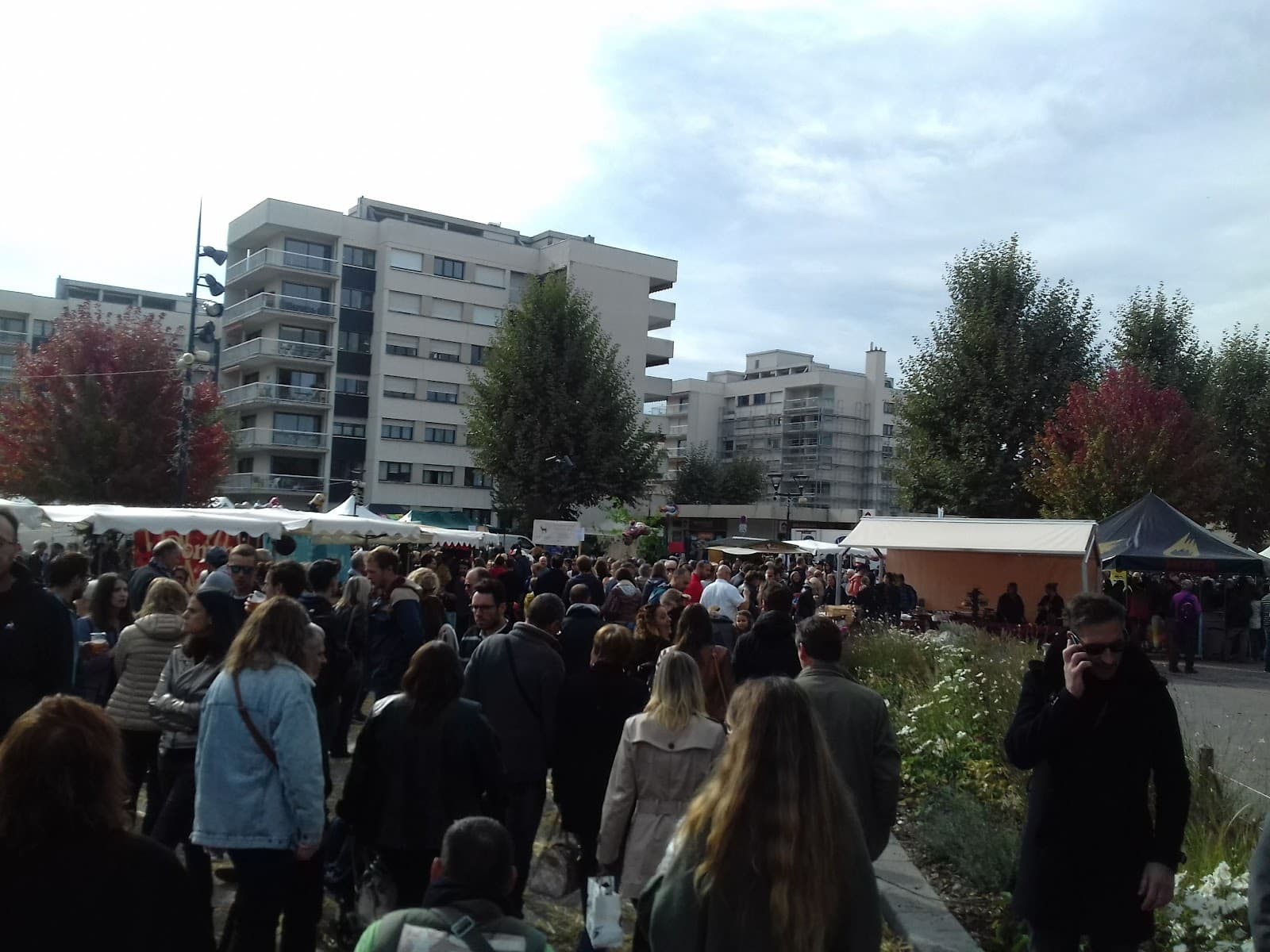 Albigny district - Image 1