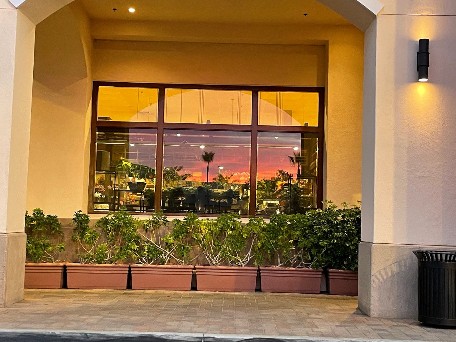 Corona del Mar Village (Flower Streets) - Image 1