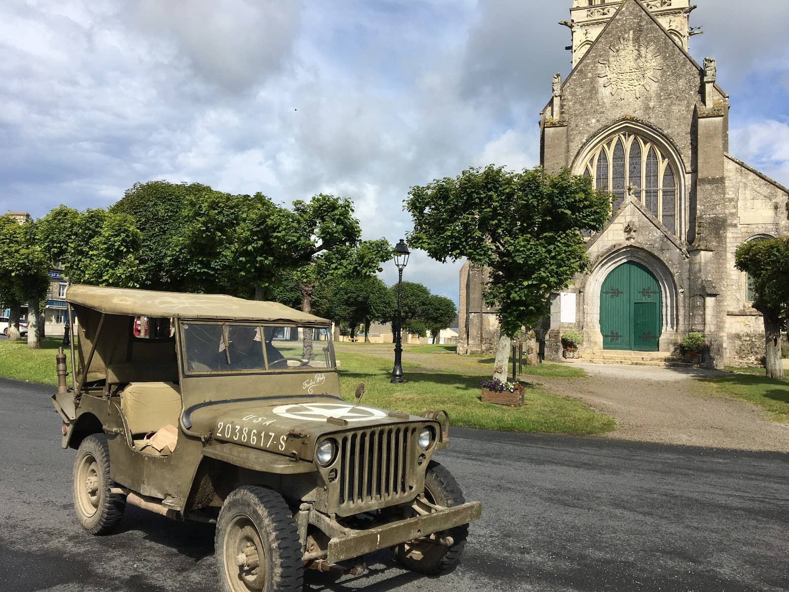 Historic Jeep Tours