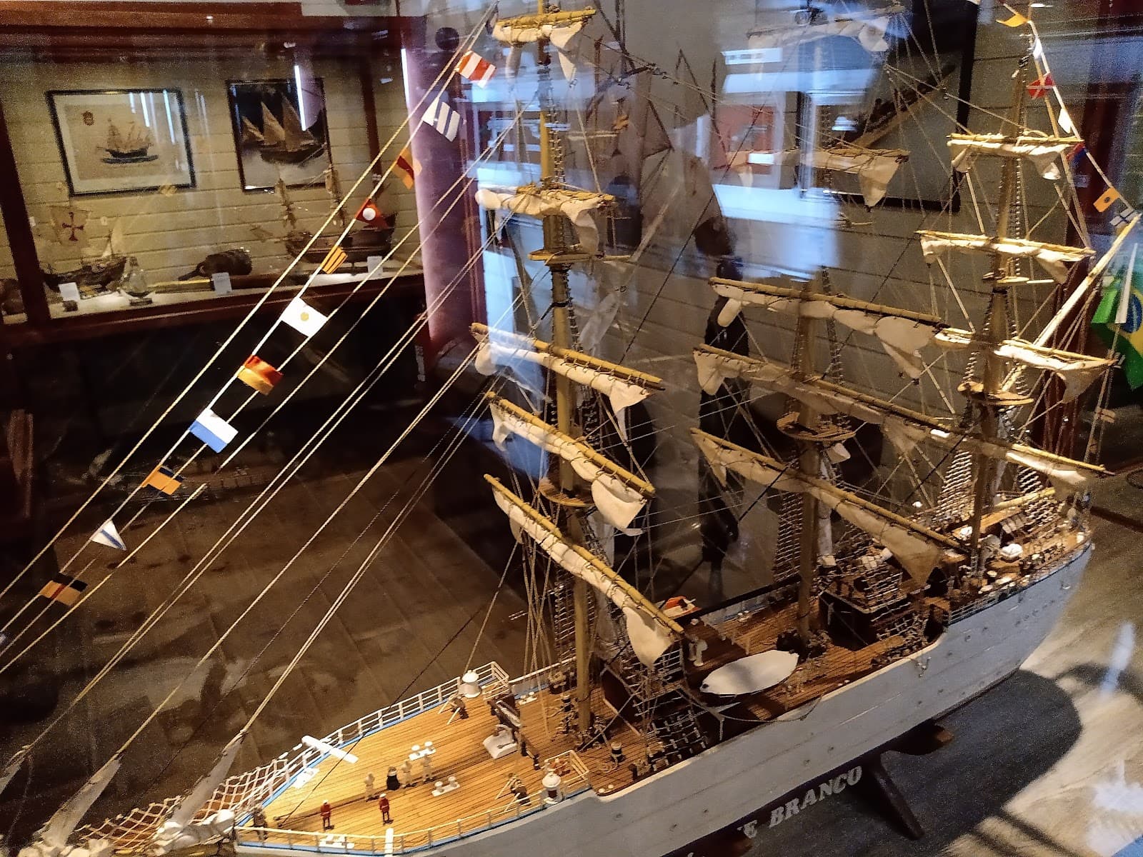 Mundo Gelado - Image 1