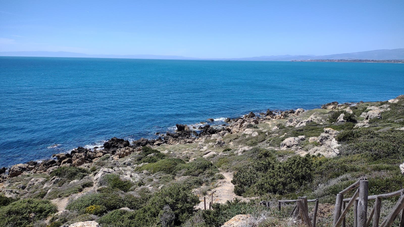 Belvedere Le Castella - Image 1