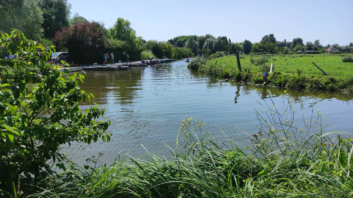 Local Cuisine and Atmosphere