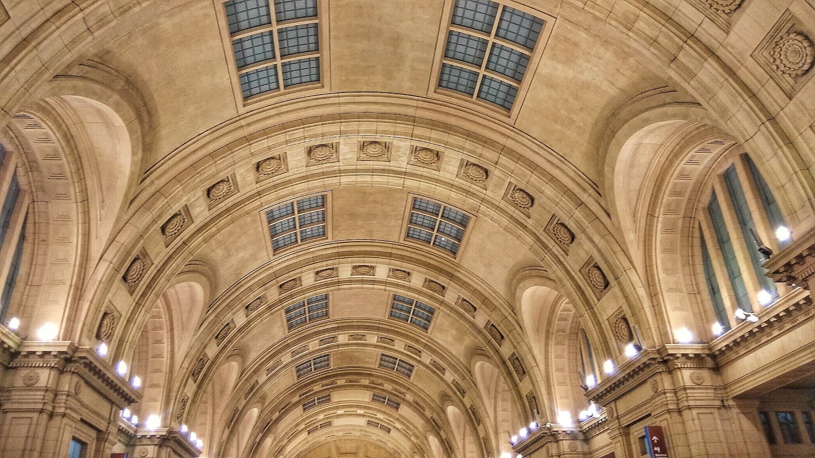 Constitución Buenos Aires - Image 1