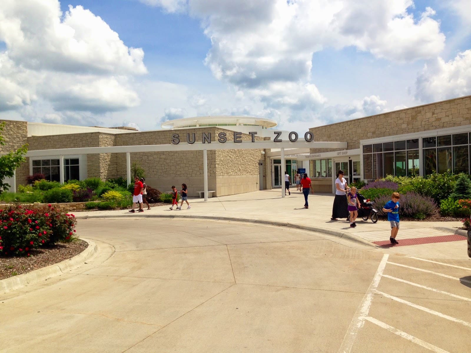 Sunset Zoo - Image 1