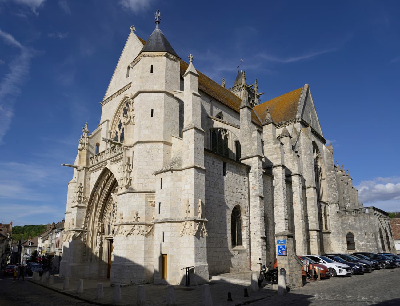Collégiale Notre-Dame de Moret - Image 1