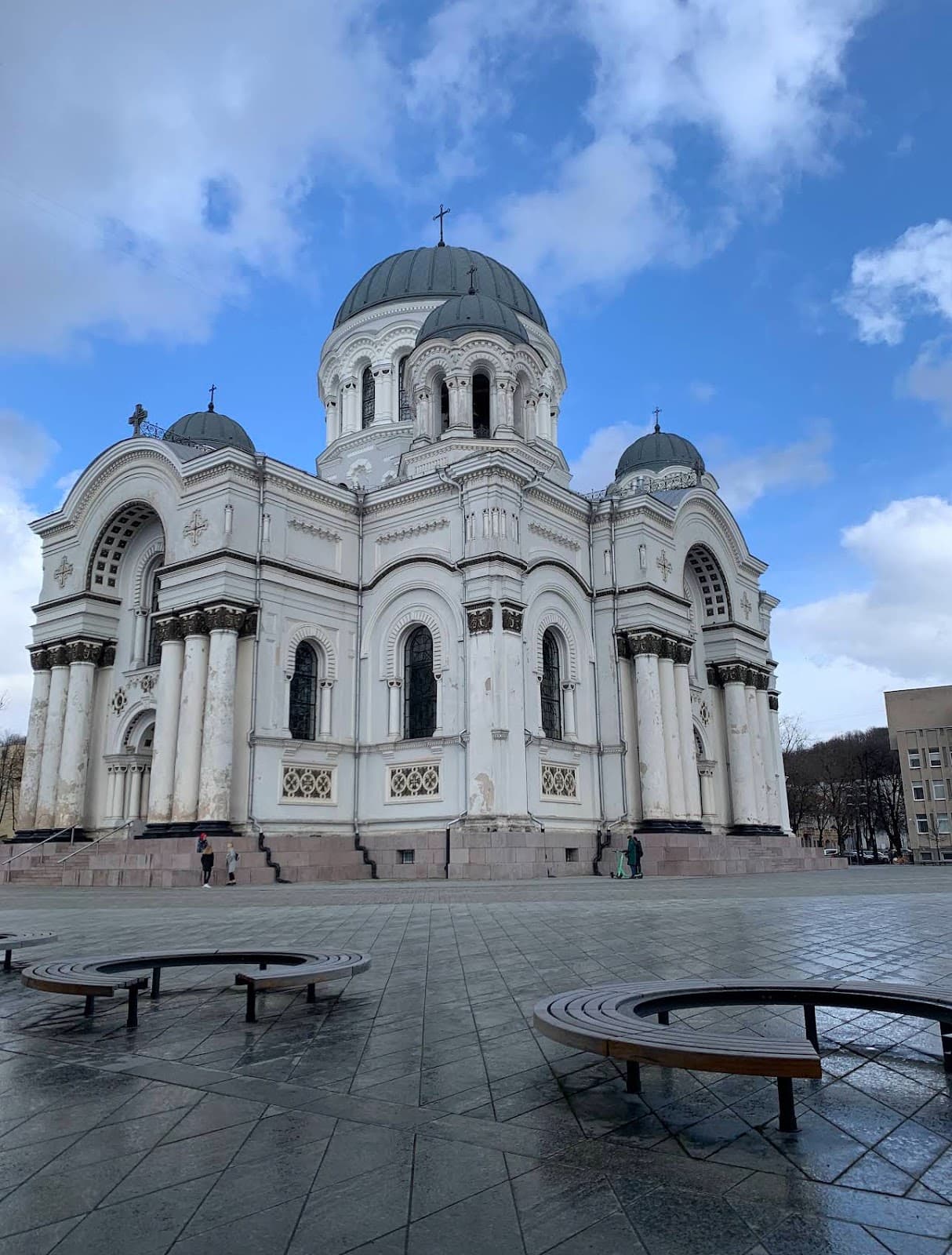 Nepriklausomybės (Independence) Square - Image 1