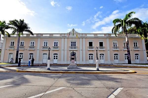 Palácio La Ravardière City Hall - Image 1
