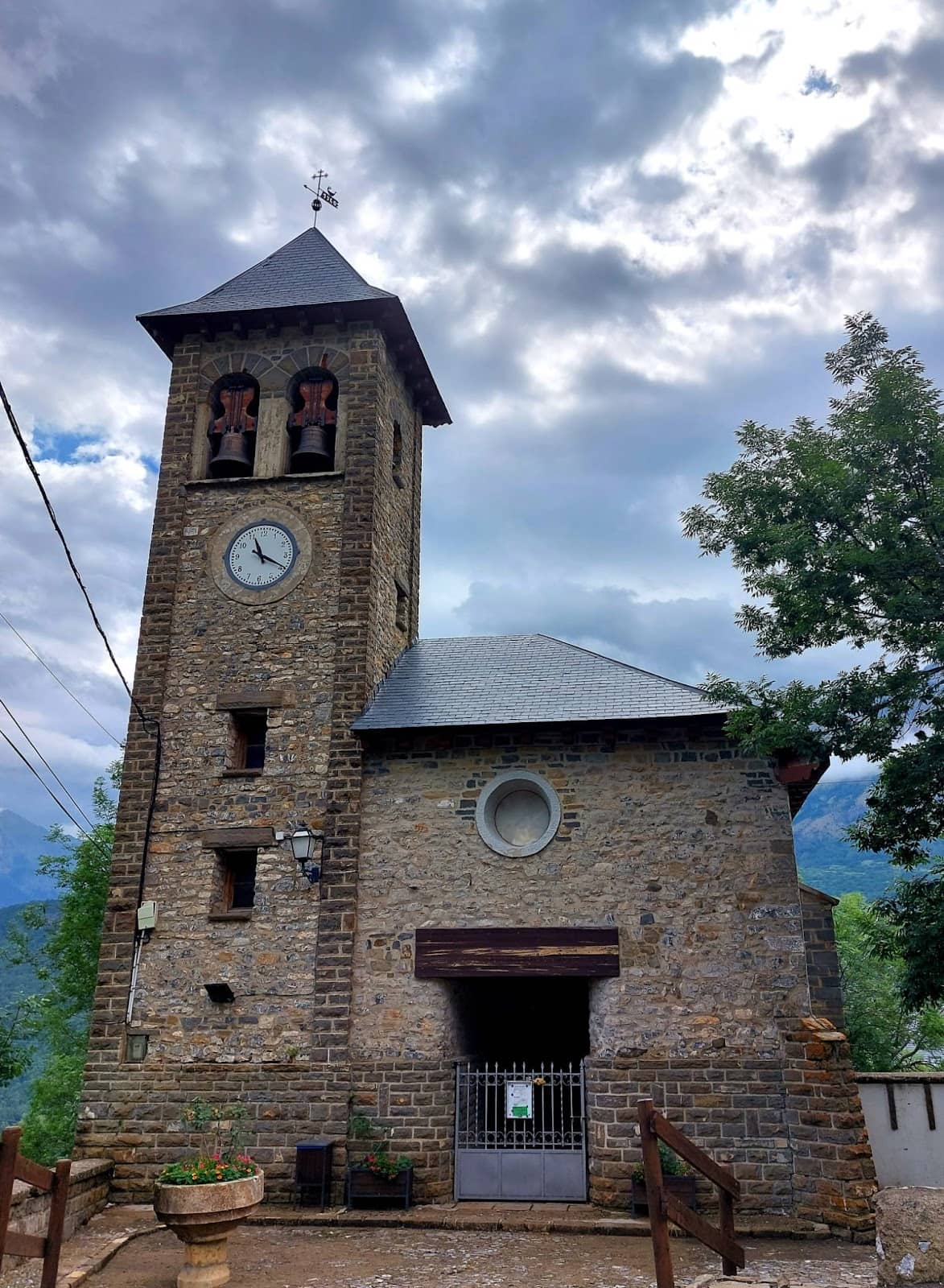 Vertical photo