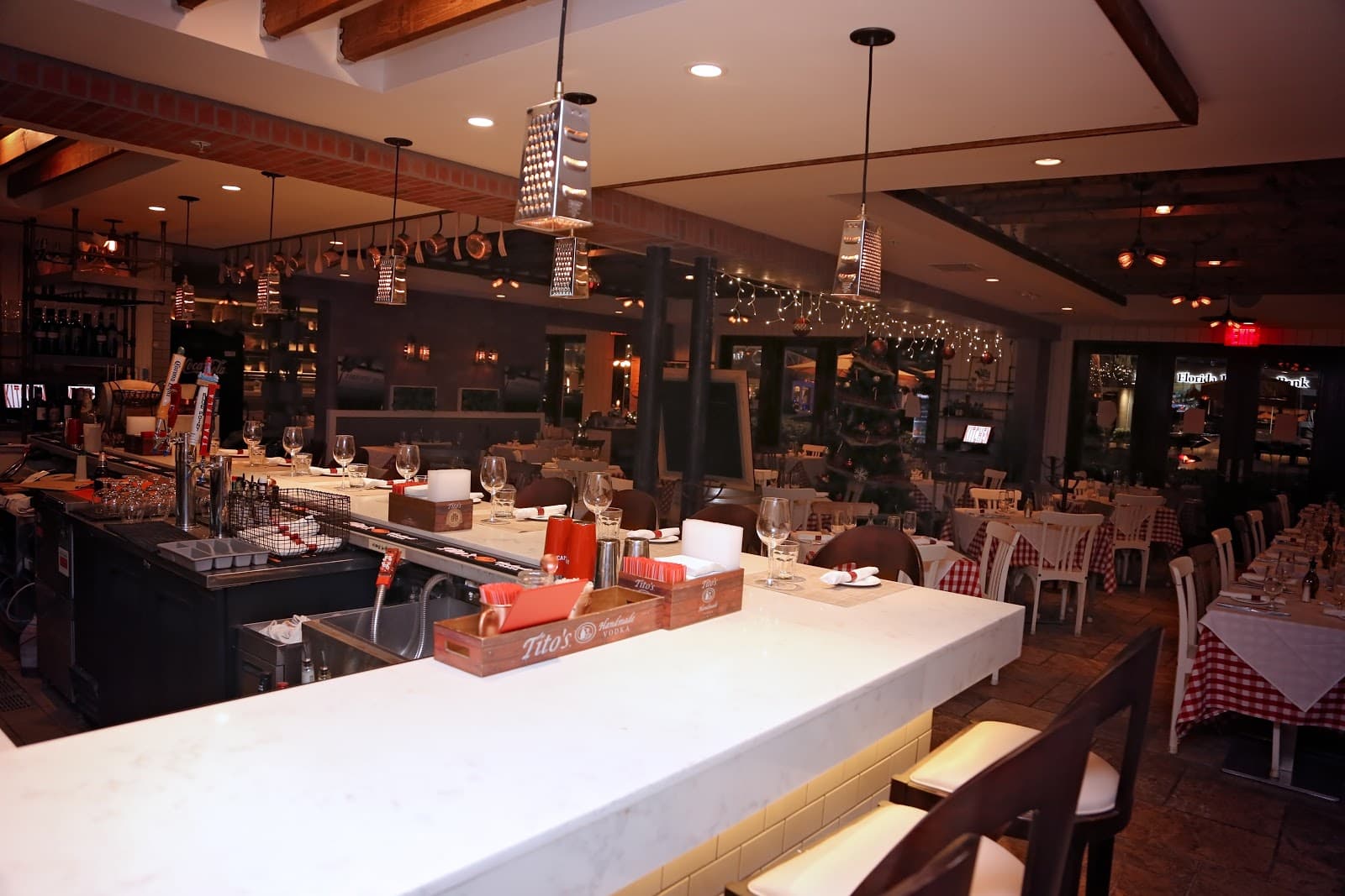 Various local trattorias - Image 1