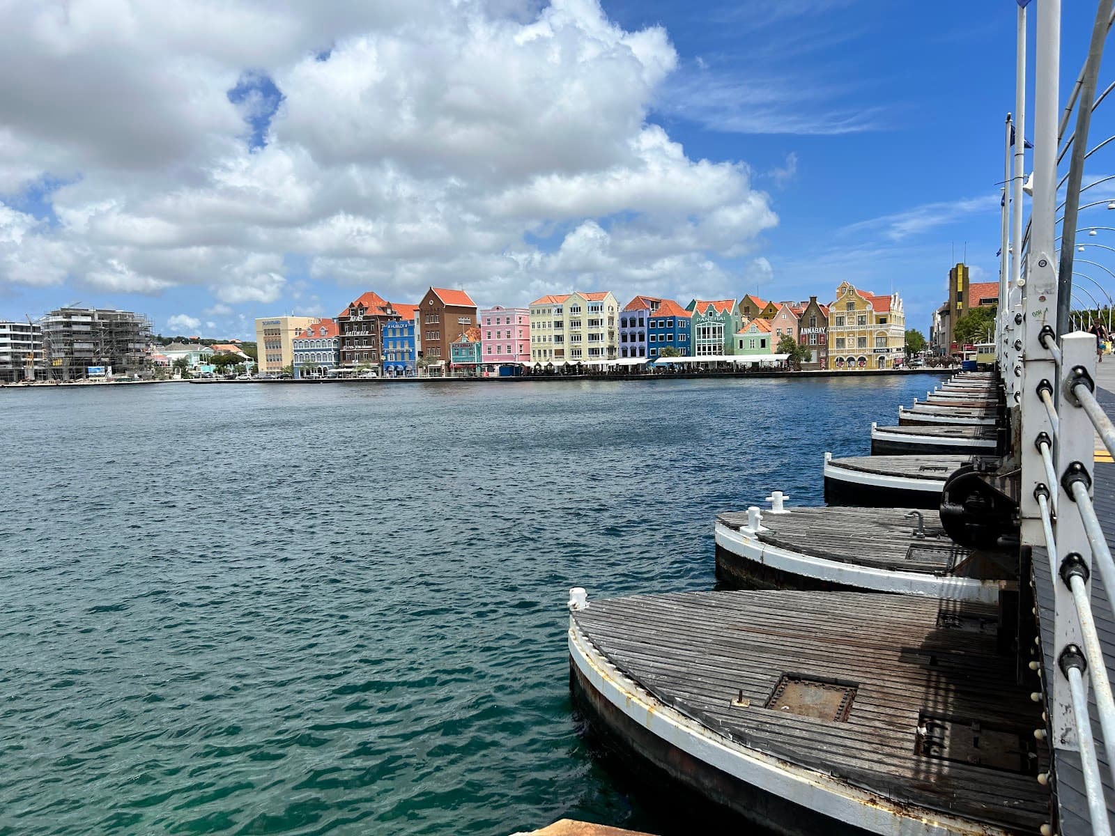 Queen Emma Bridge Willemstad - Image 1