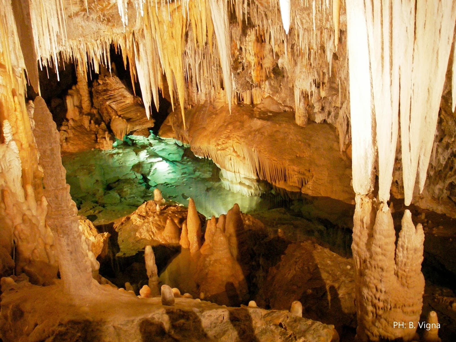 Borgio Verezzi Caves (Valdemino) - Image 1