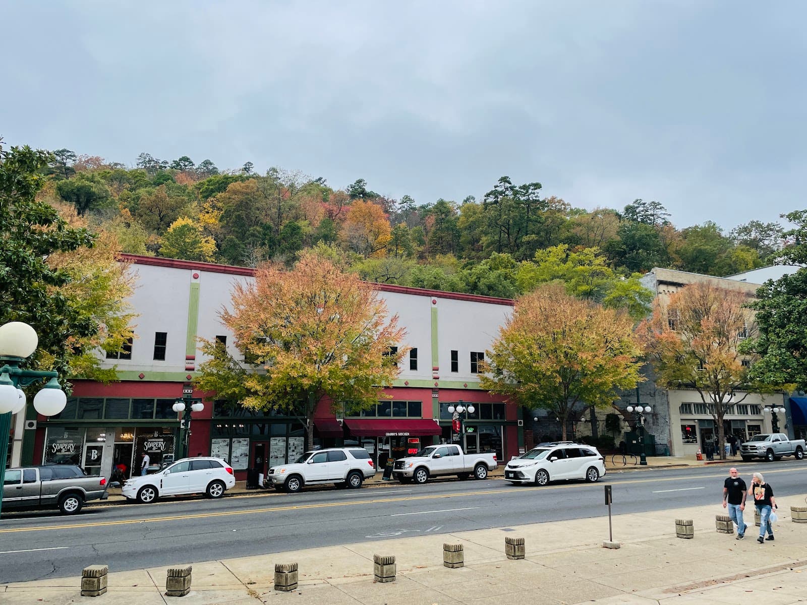 Park Avenue Historic District - Image 1