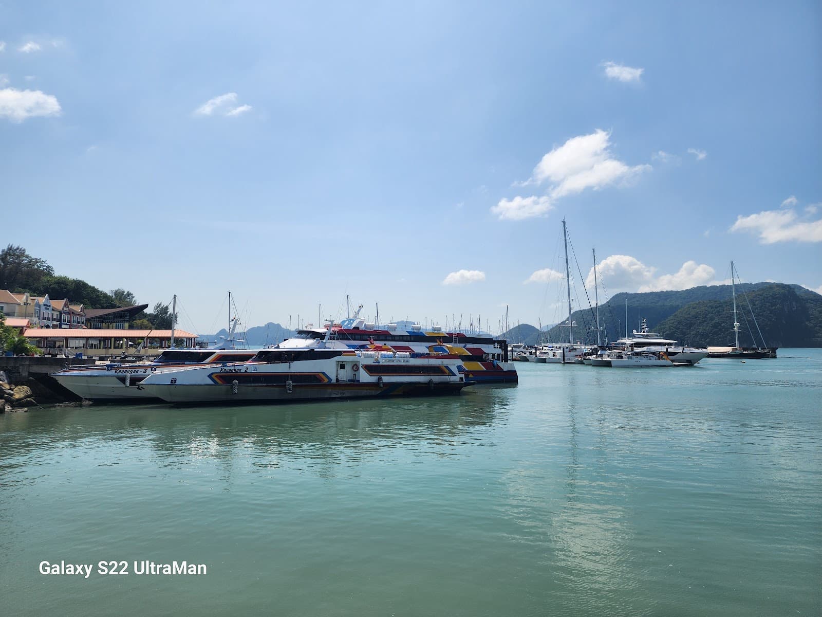 Kuah Waterfront Promenade - Image 1