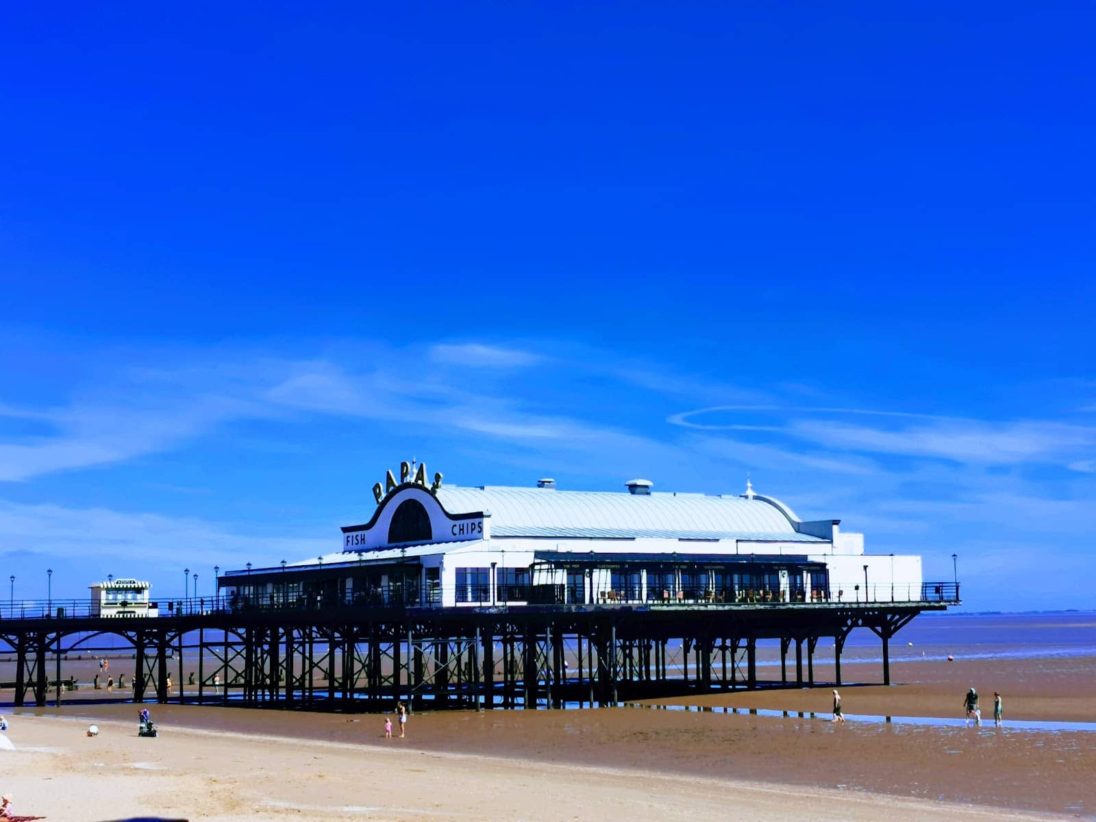 Crazy Golf & Putting Green