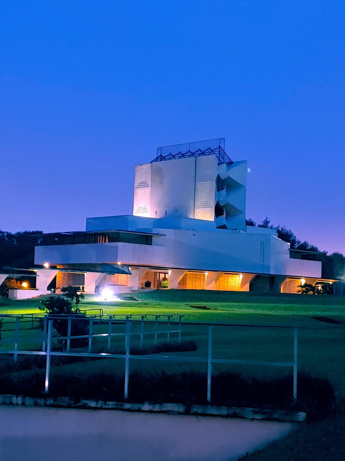 Florida Southern College Frank Lloyd Wright Campus - Image 1