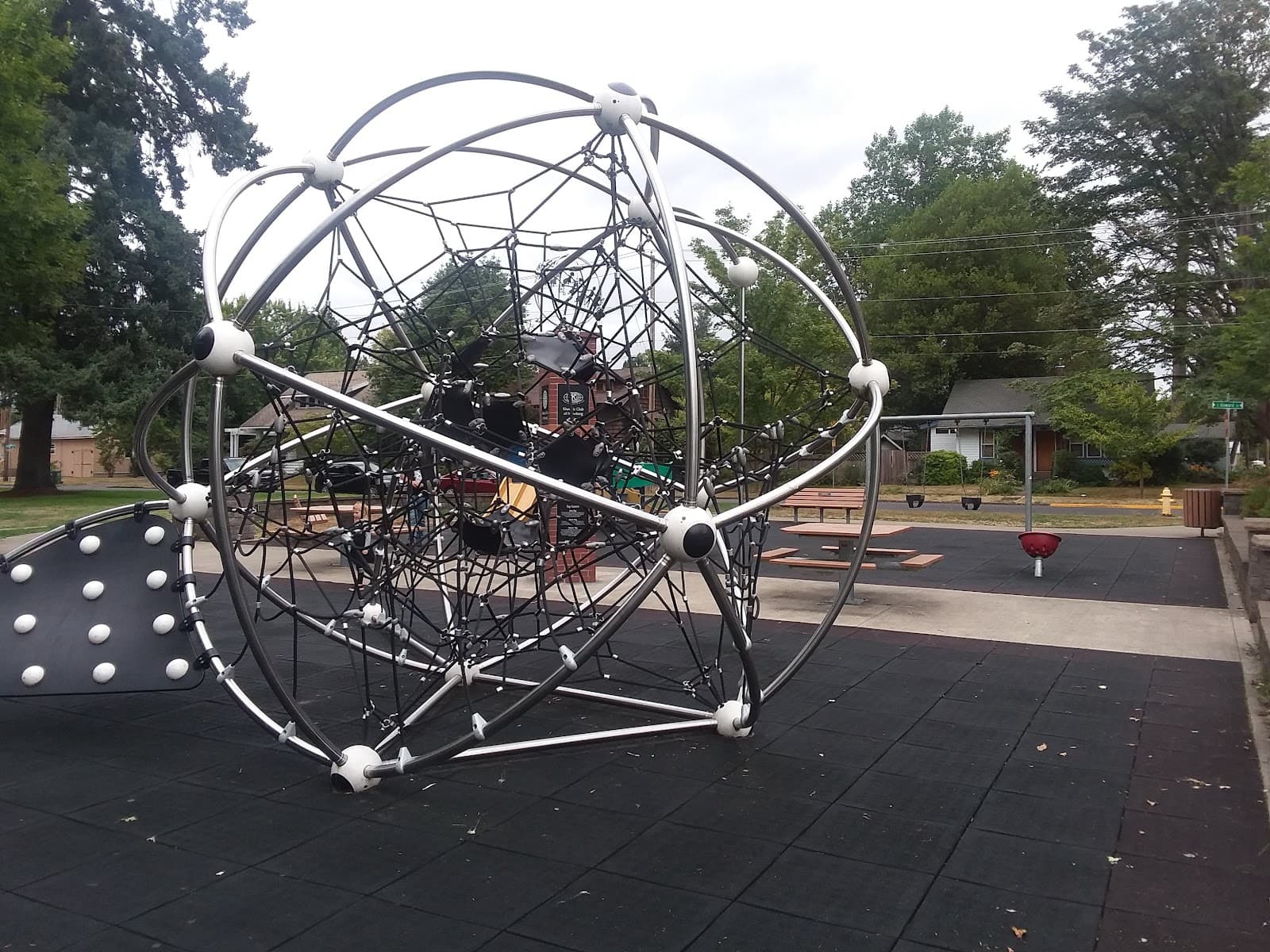 Memorial Park (Newberg) - Image 1