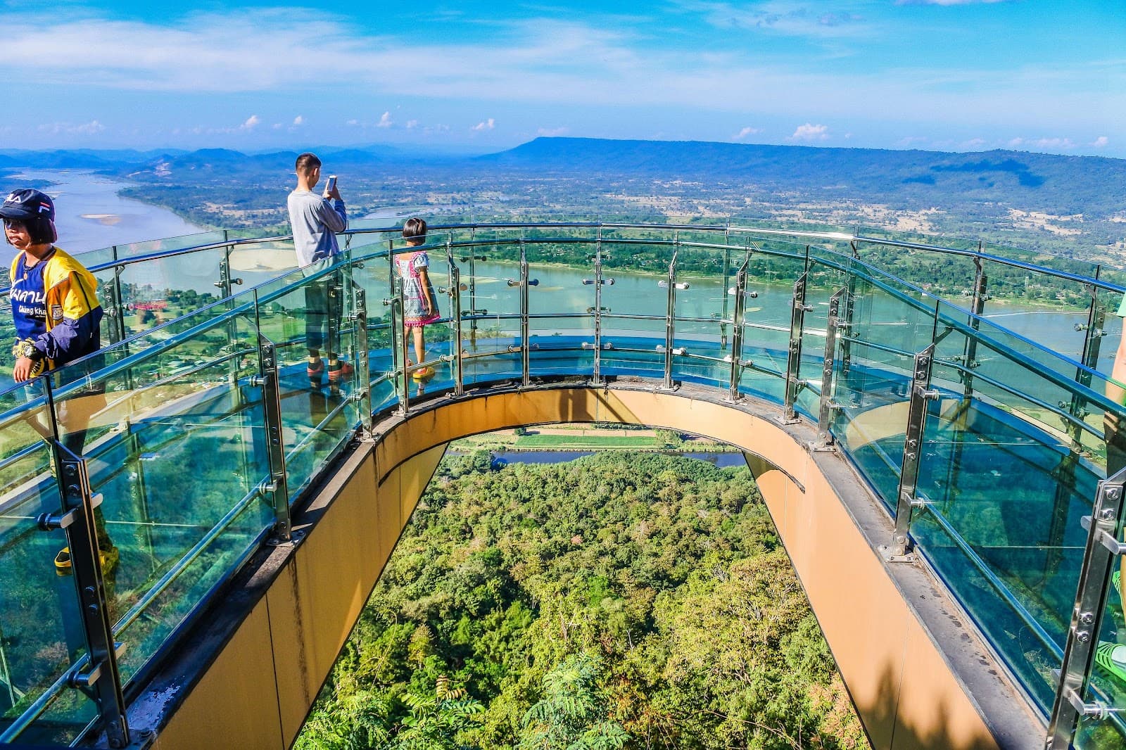 Wat Pha Tak Suea Skywalk - Image 1