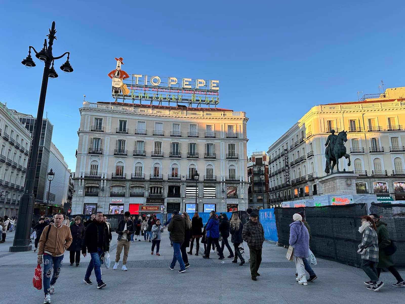 Metropolis Building Views