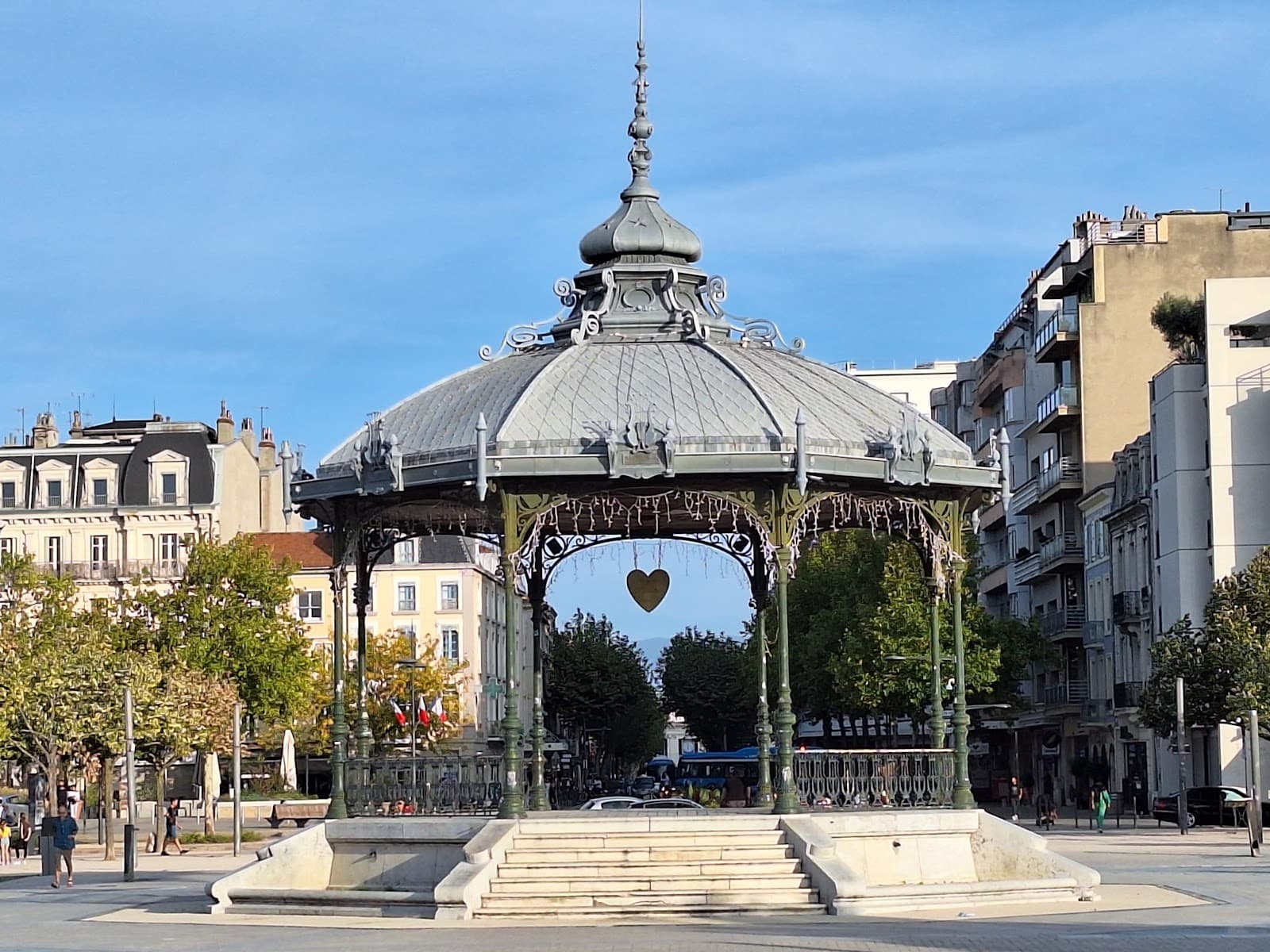 Kiosque Peynet - Image 1