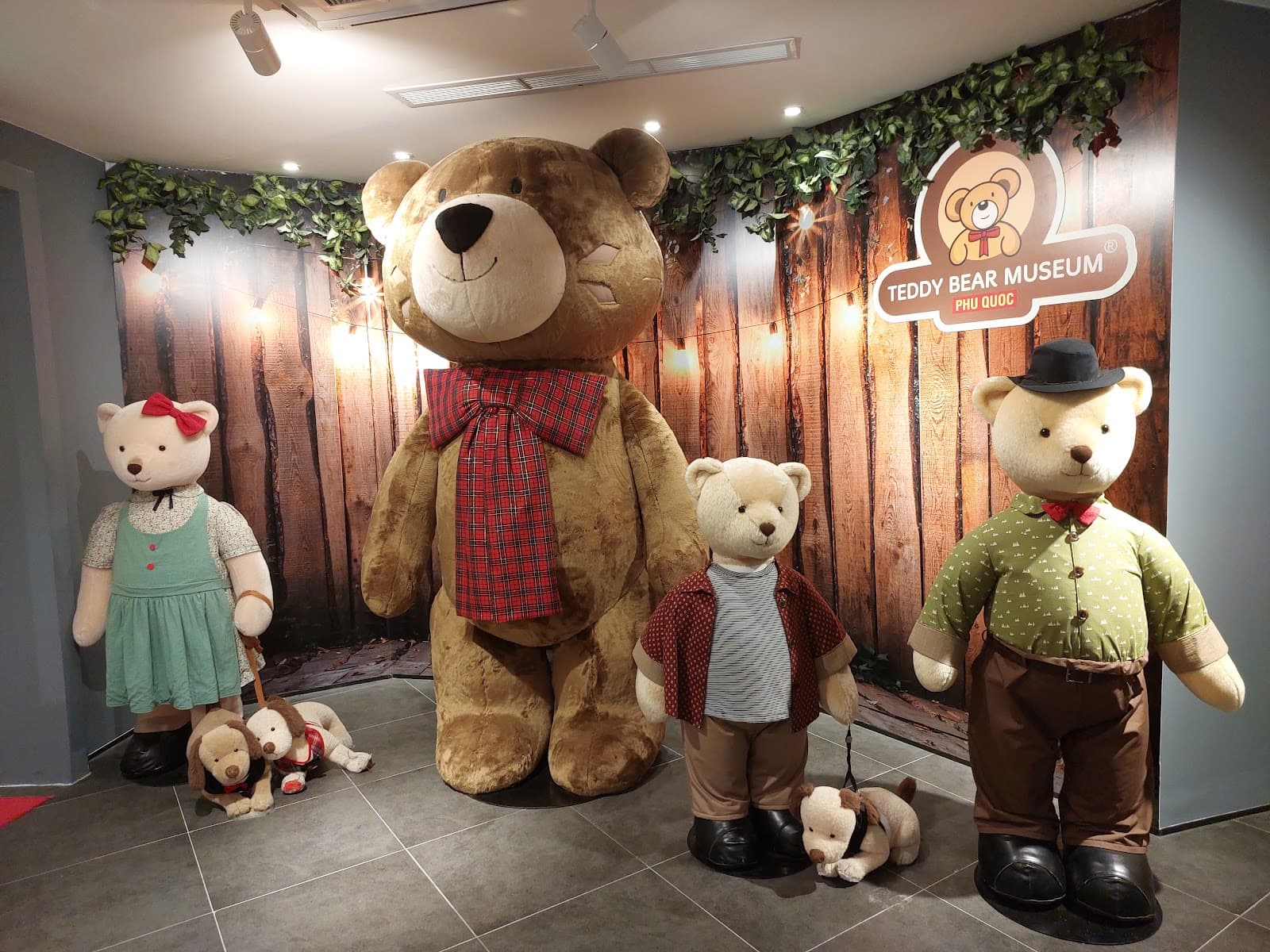 Teddy Bear Museum Phu Quoc - Image 1