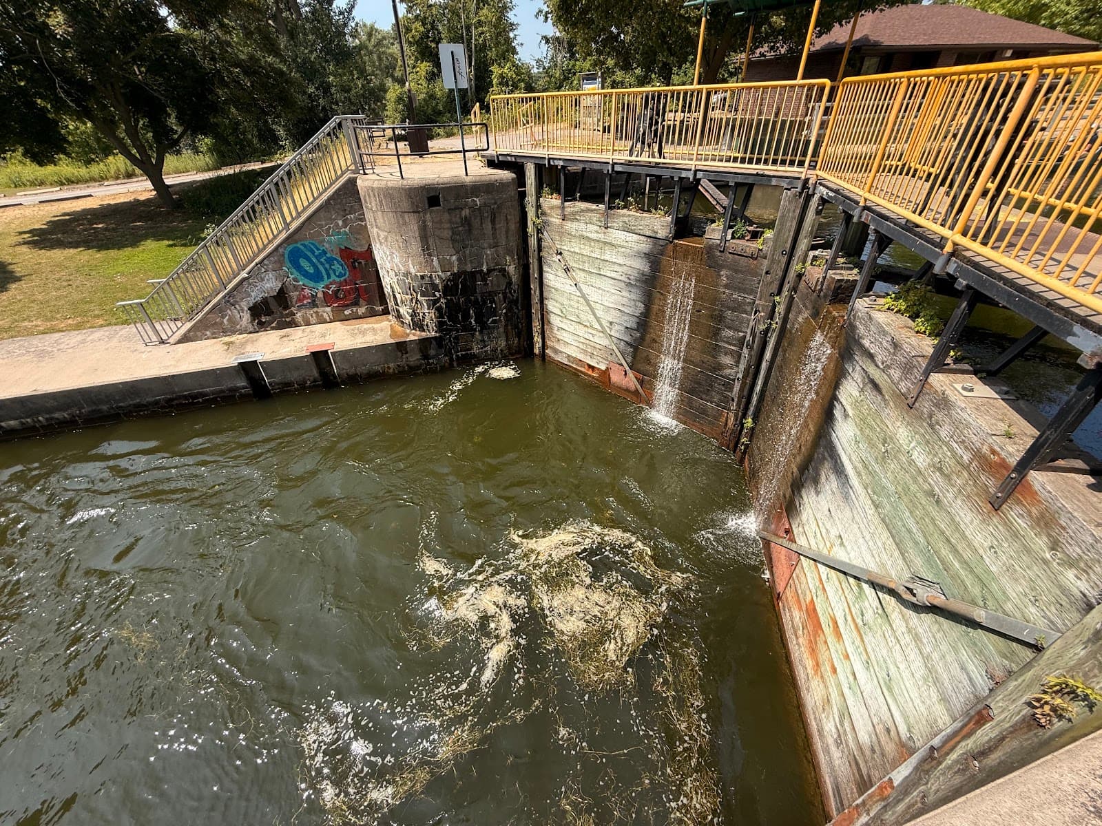 Lock 20 Ashburnham - Image 1