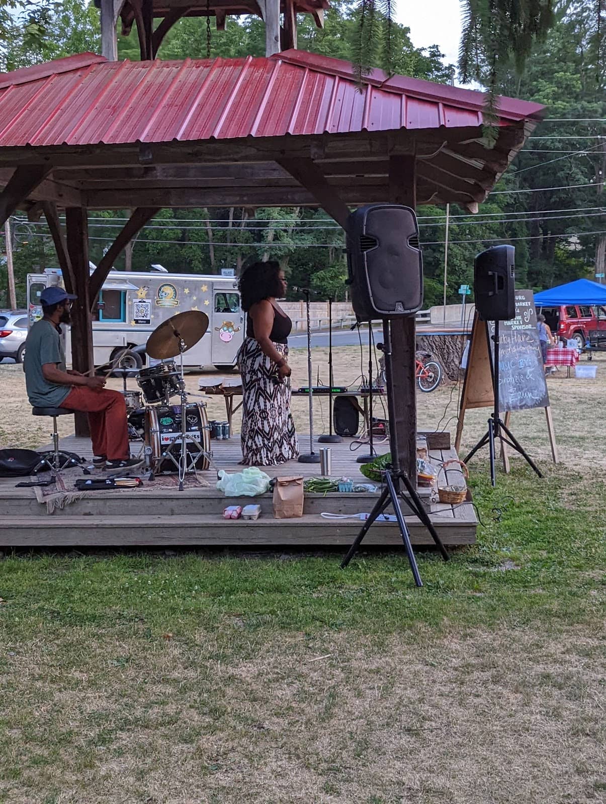 Artisan Crafts & Goods