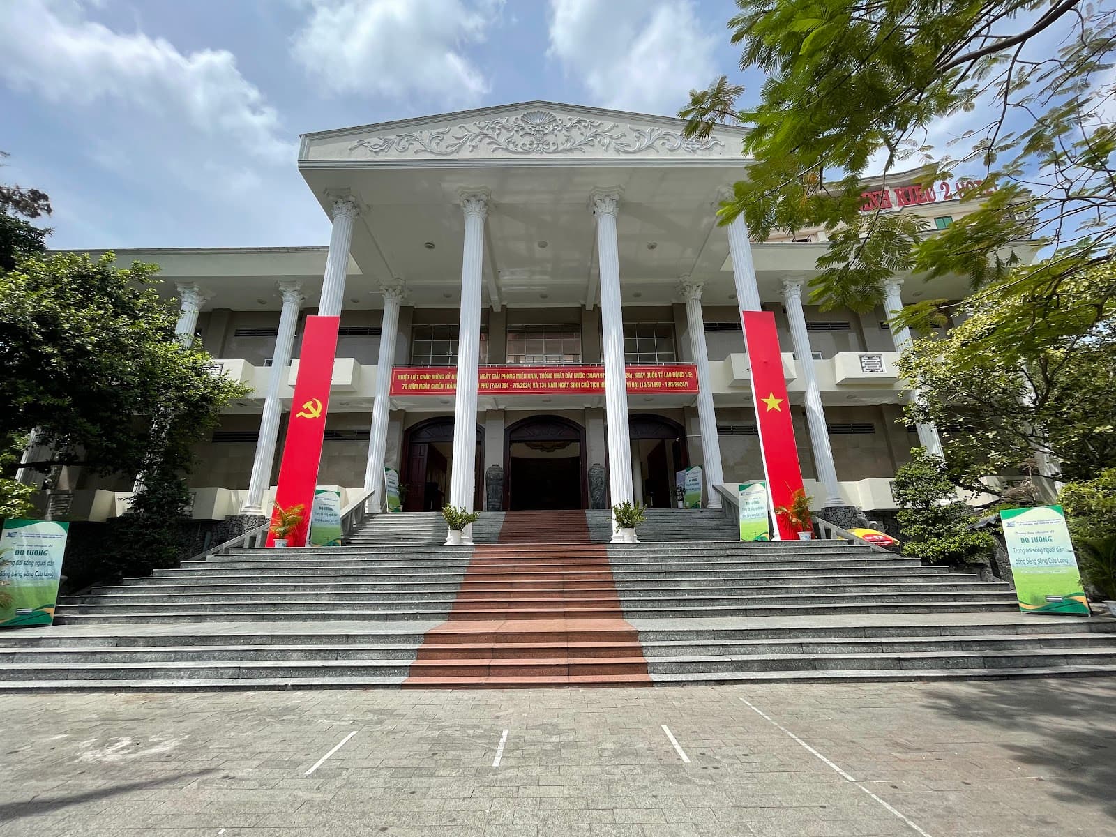 Can Tho Museum - Image 1