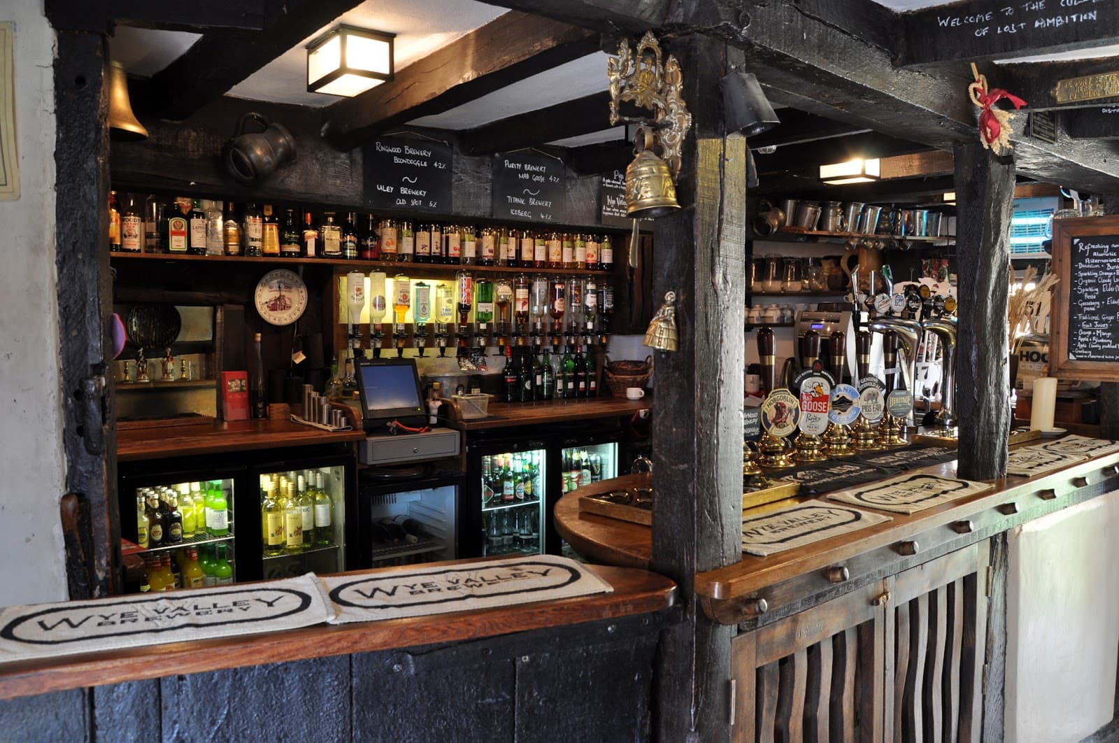The Fleece Inn, Bretforton (NT) - Image 1