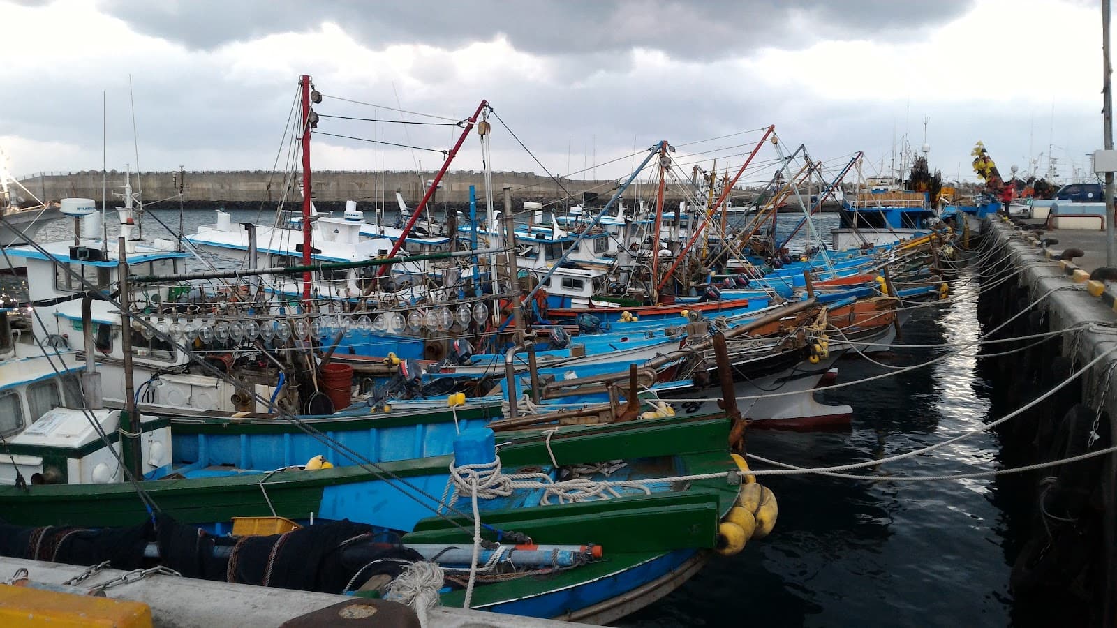 Moseulpo Port - Image 1