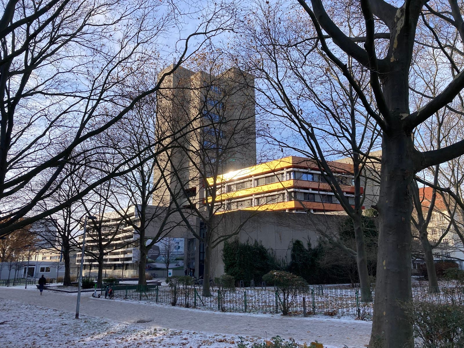 House Grashof, BHT Campus - Image 1