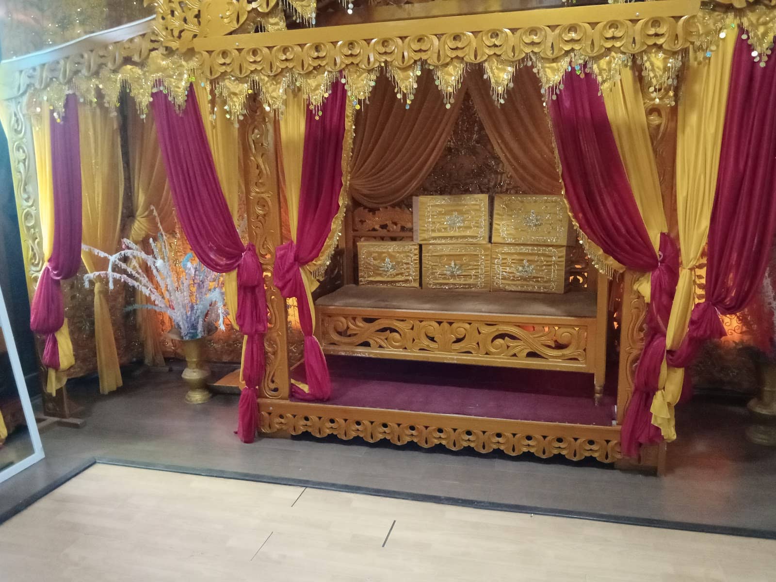 Mini-Museum Exhibits