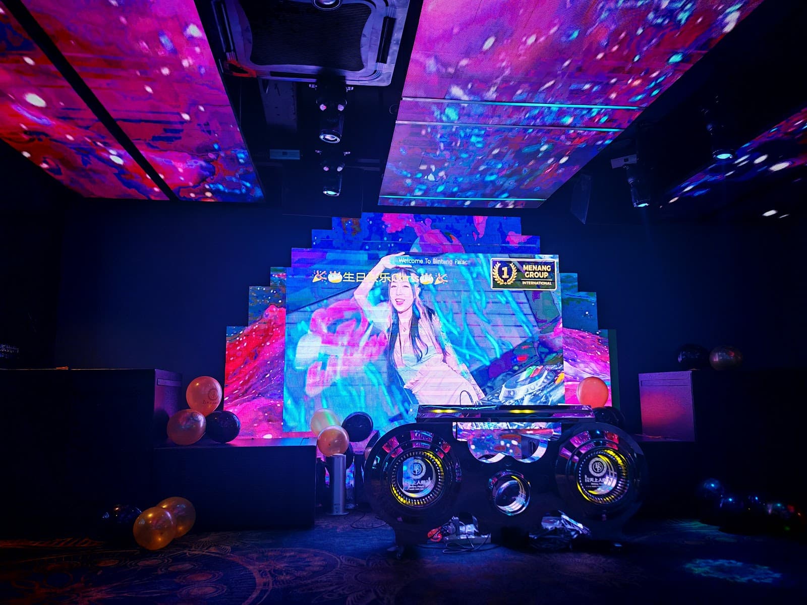 Bintang Palace - Image 1