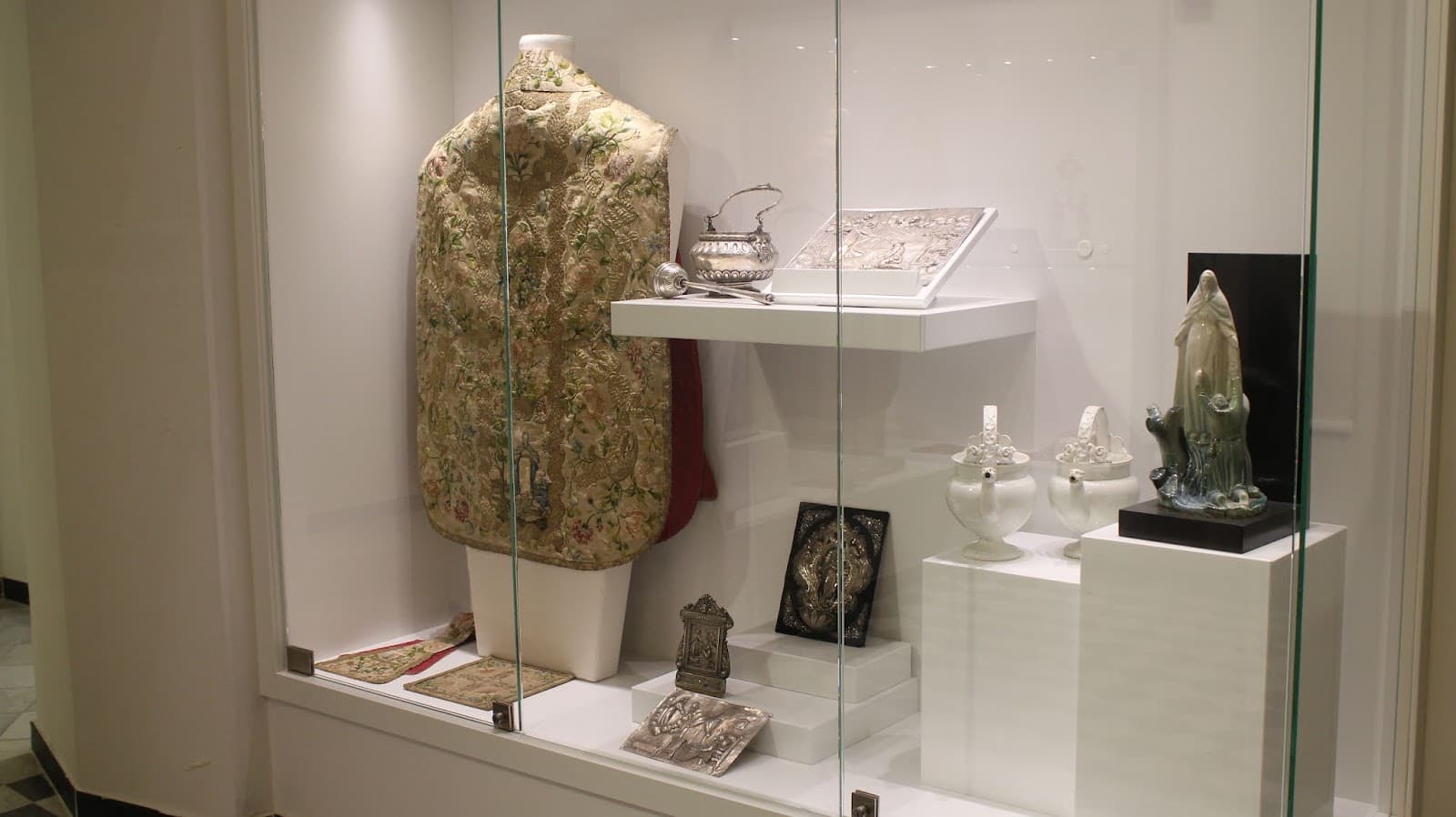 Museo del Tesoro del Santuario - Image 1