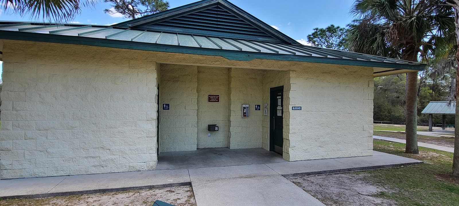 Ross Prairie Trailhead - Image 1
