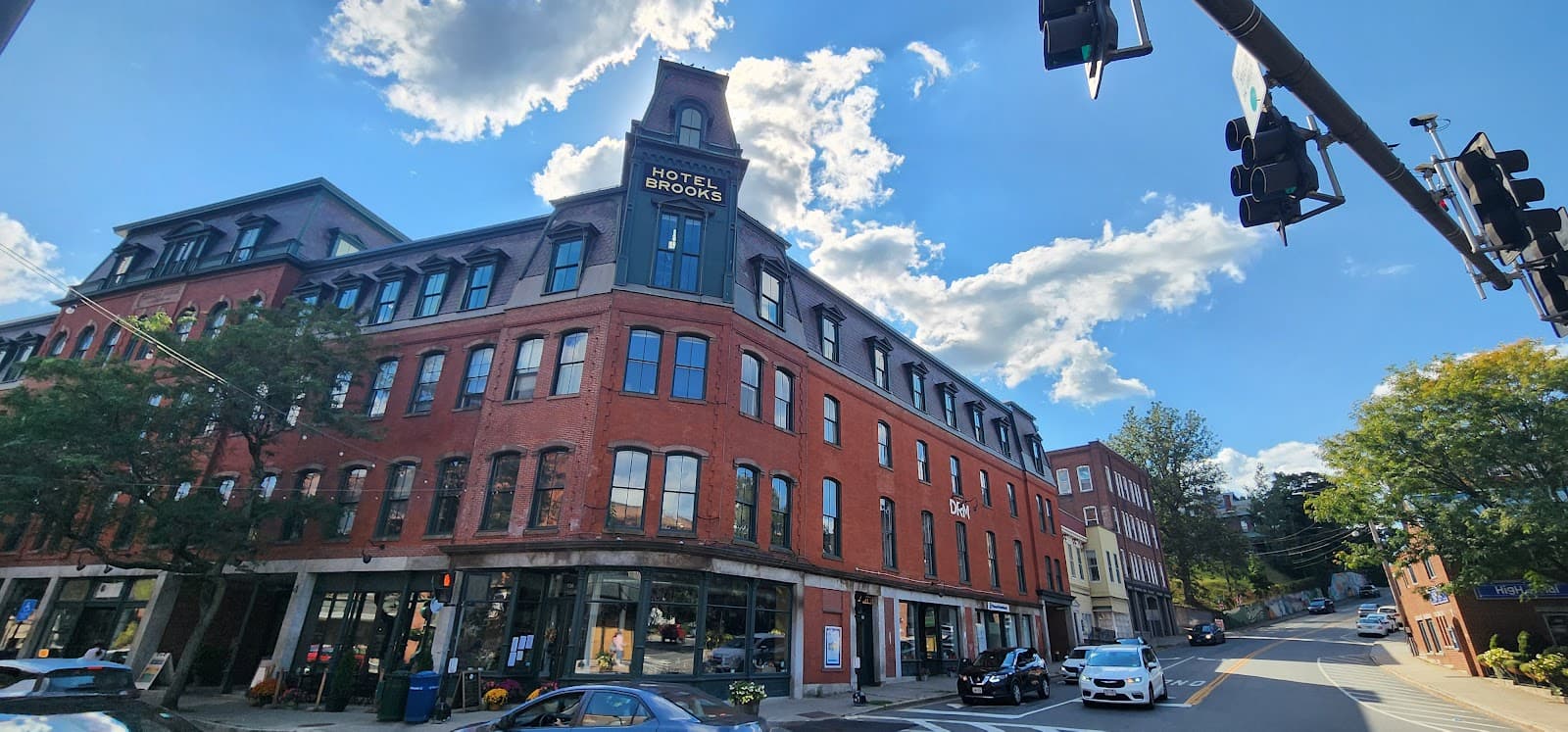 Brooks House - Image 1