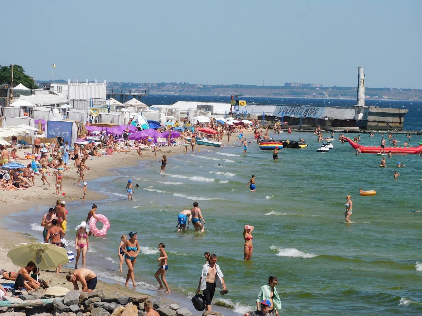 Artistic Installations and Ambiance