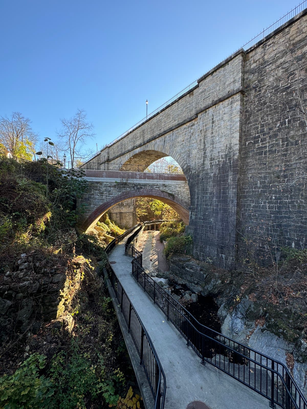 Old Croton Aqueduct Double Arch Bridge - Image 1