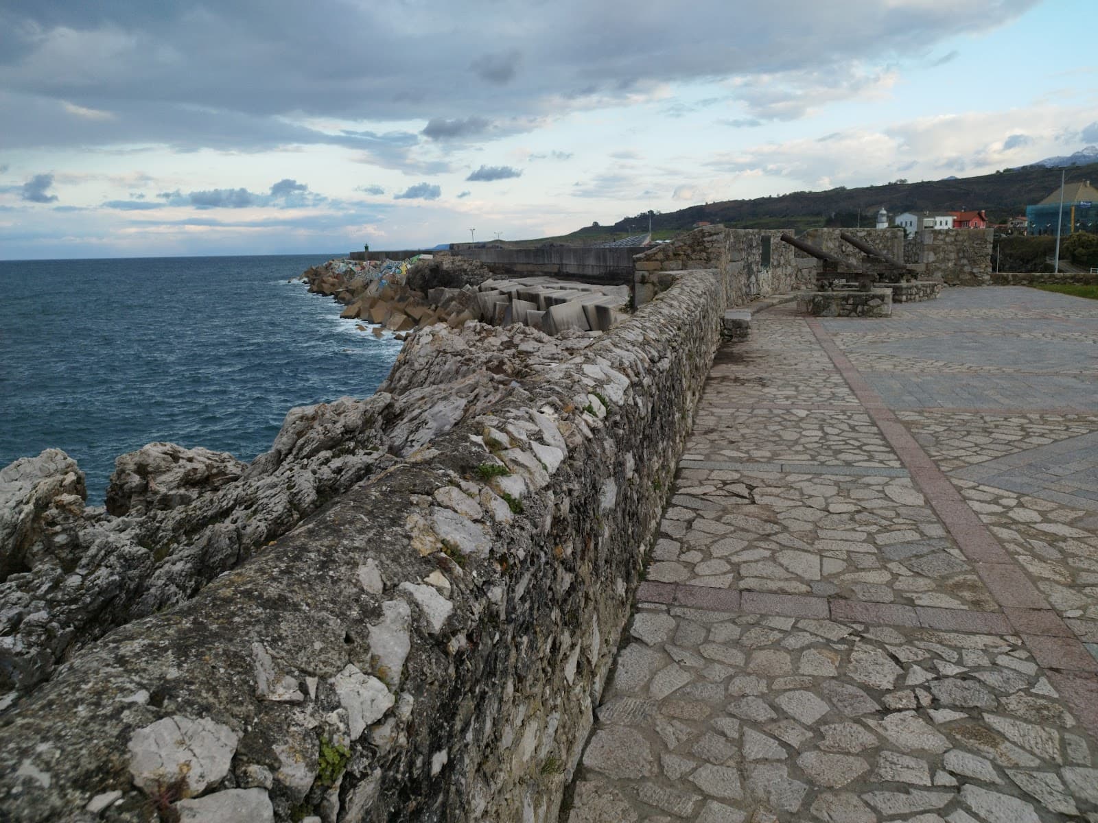 Puerto de Llanes - Image 1